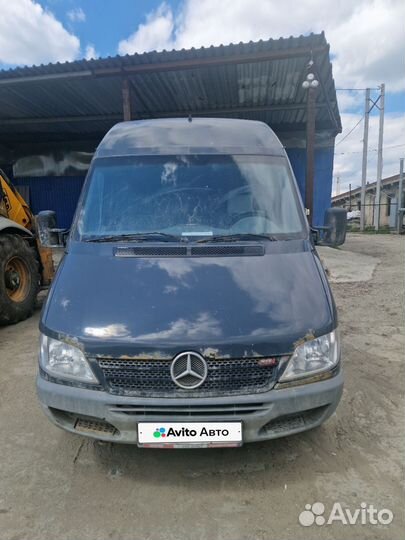 Mercedes-Benz Sprinter цельнометаллический, 2004