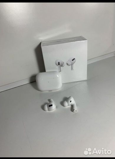 Беспроводные наушники Airpods pro