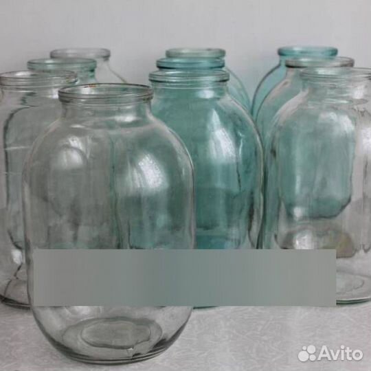 Банка стеклянная 3л. и 0.7л