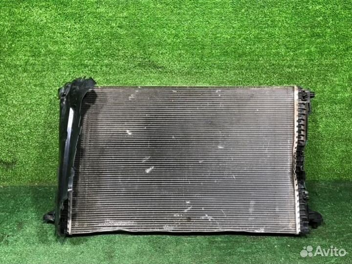 Радиатор охлаждения Audi Q5 2 80A (2017-н.в.)