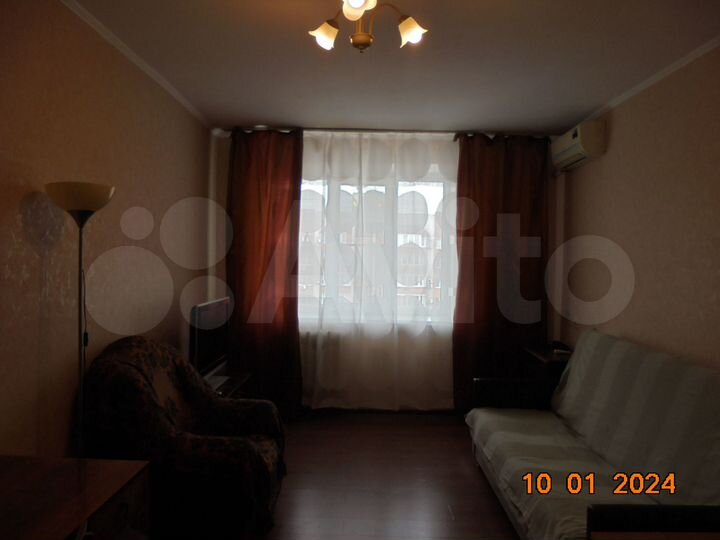 1-к. квартира, 37 м², 8/10 эт.