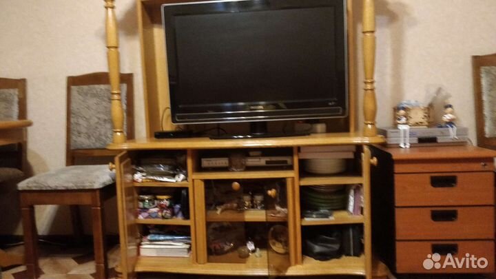 Подставка под телевизор