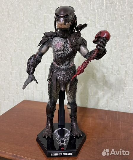 Hot Toys Predator 1/6 Фигурка