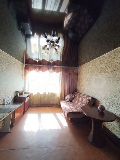 Комната 18 м² в 8-к., 9/9 эт.