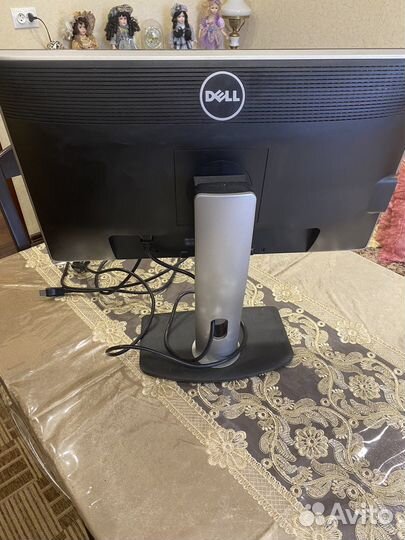 Монитор Dell