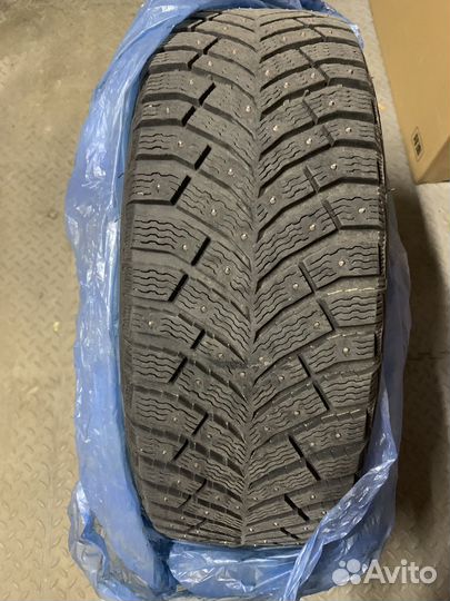 R16 Michelin X-Ice North 4 205/55, PCD 5x105 DIA 14