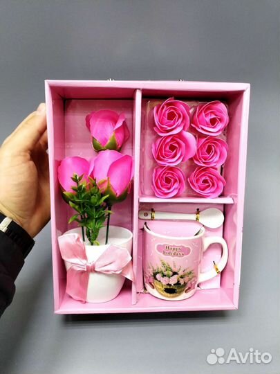 Кружка с ложкой + мыло розы букет
