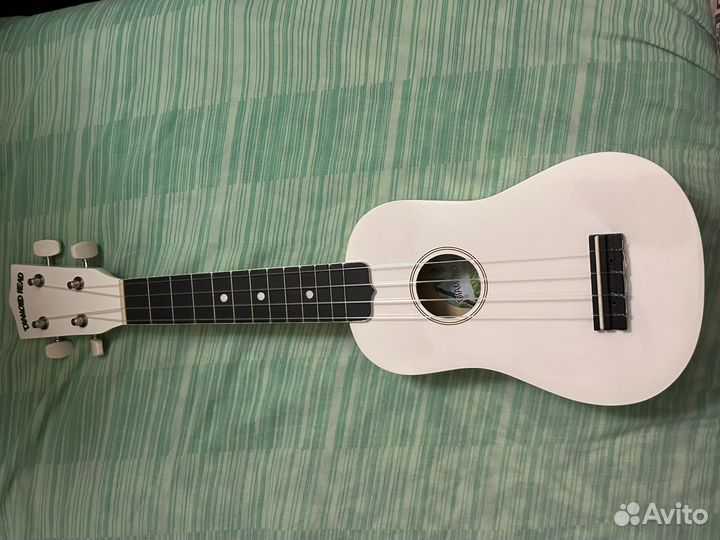 Укулеле Diamond head