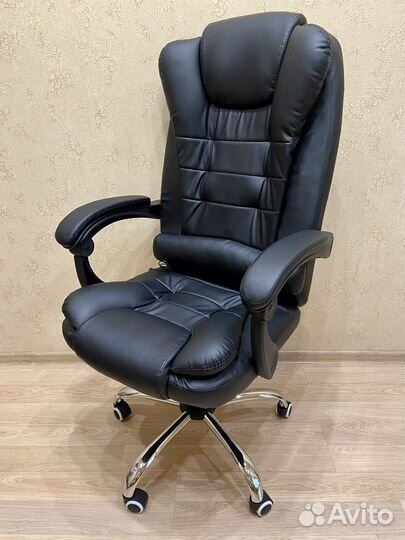 Компьютерное кресло с массажем новое