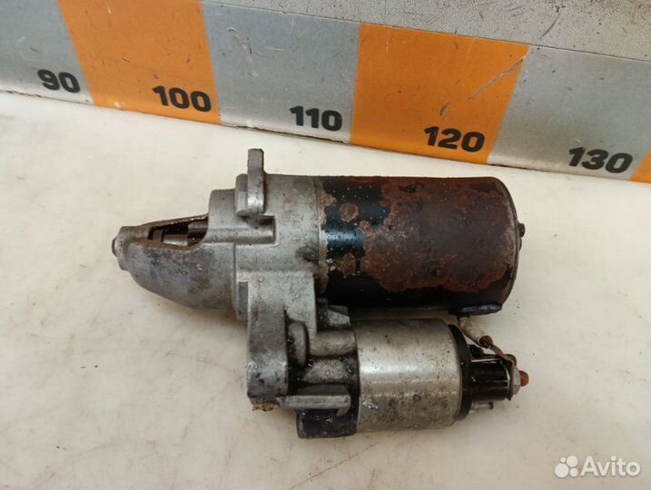 Стартер Volkswagen Passat