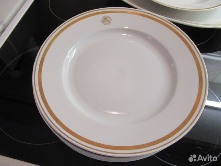 Тарелки 