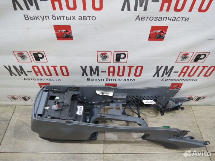 Консоль центральная Ford Mondeo