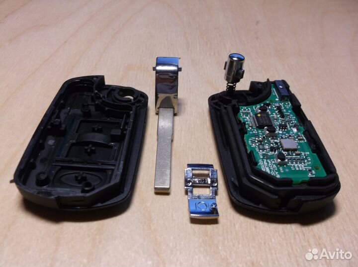 Land Rover remote key YWX000061 Visteon CE0700