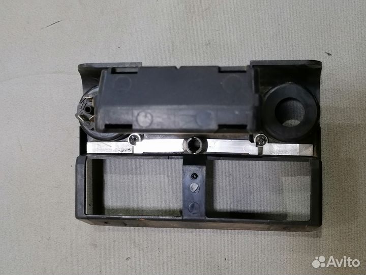 Накладка на торпедо Volvo 343 1984-1991