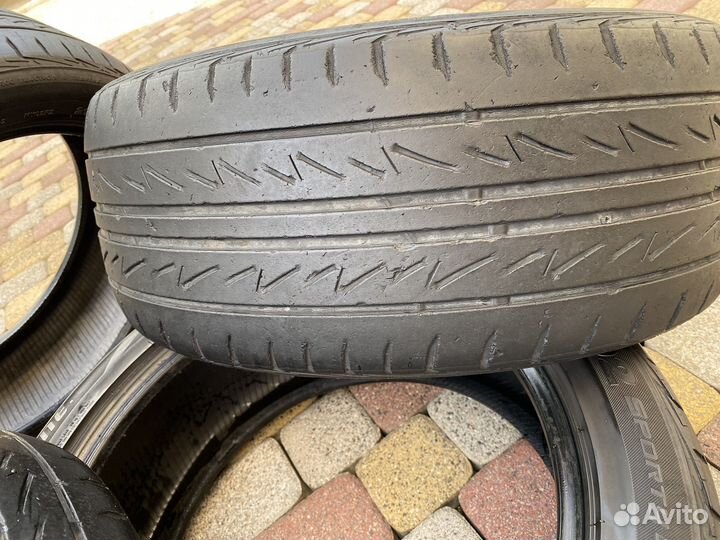 Bridgestone MY-02 Sporty Style 215/50 R17