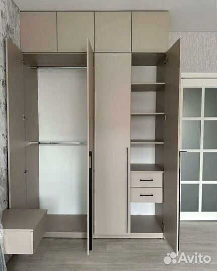 Шкаф распашной в стиле IKEA