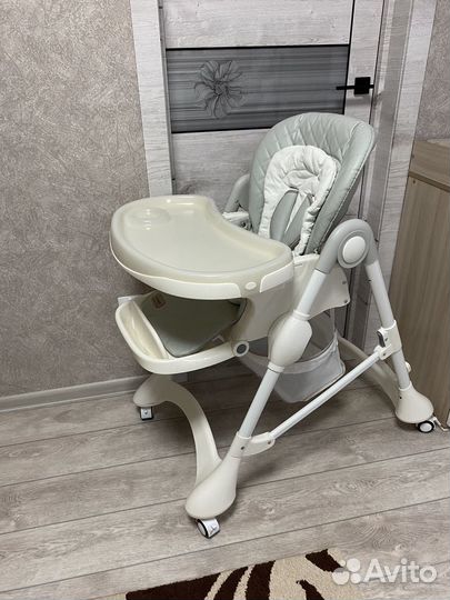 Стульчик для кормления carrello