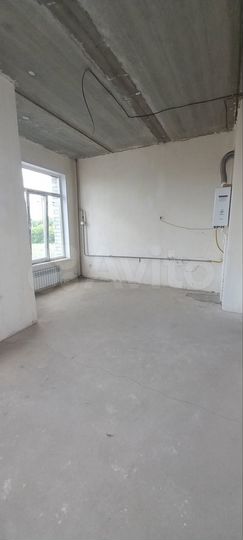 2-к. квартира, 43 м², 3/3 эт.