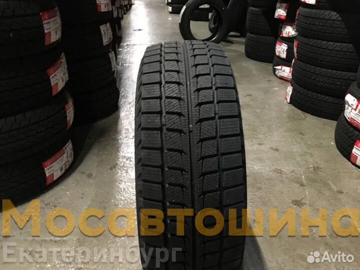 Westlake SW618 215/60 R16 95T