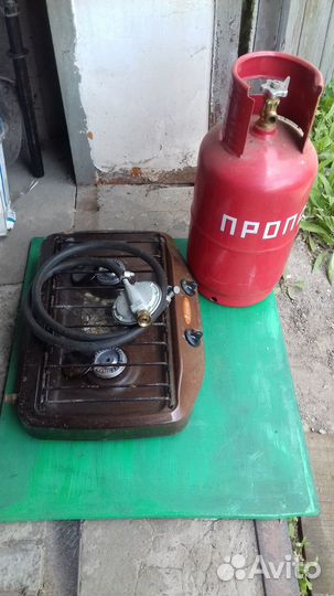 Настольная 2-х комфорочная газавая плита +баллон