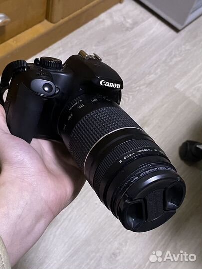 Зеркальный фотоаппарат canon 1000d + объектив