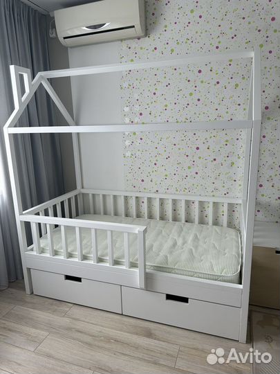 Продается детская кровать домик из бука kitforkid