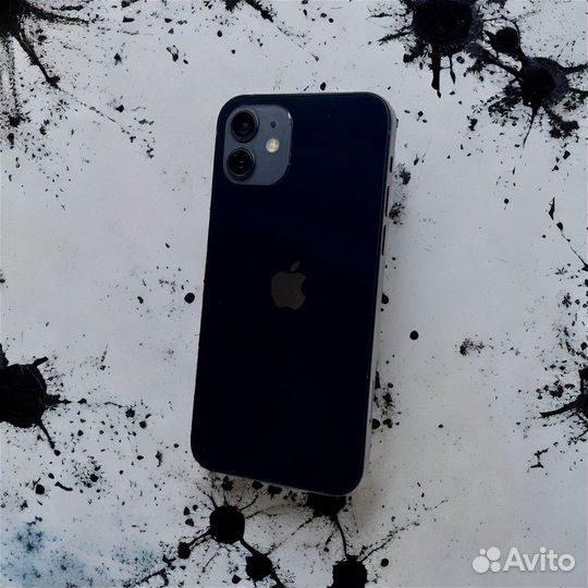 iPhone 12, 64 ГБ