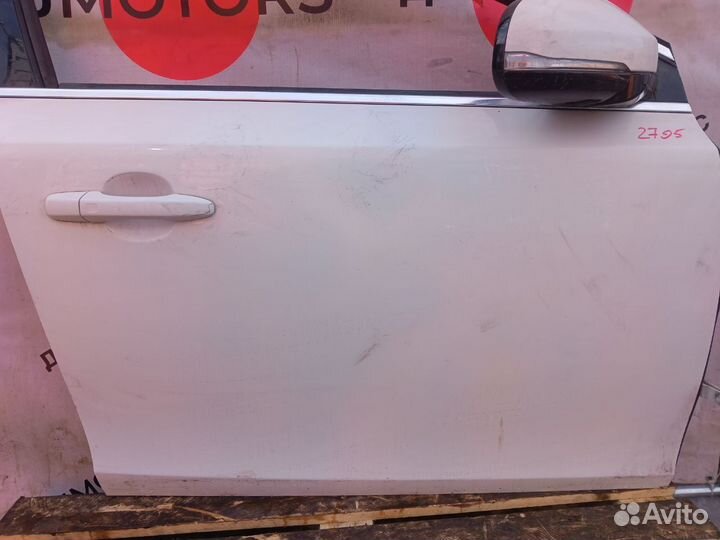 Дверь передняя правая Вольво V40