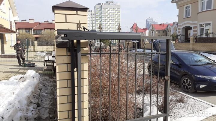 Привод для распашных ворот Doorhan. Комплект