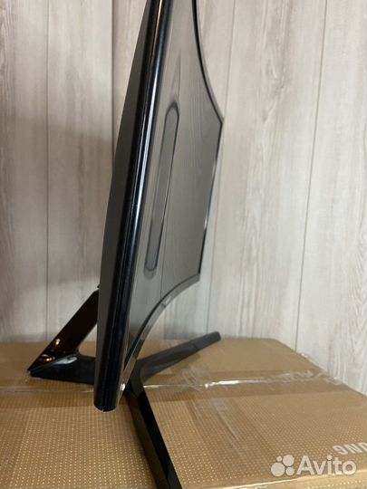Игровой монитор Samsung C24RG50FZI