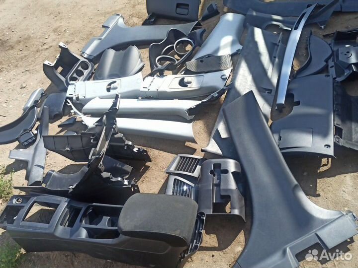 Обшивка салона mitsubishi lancer 10