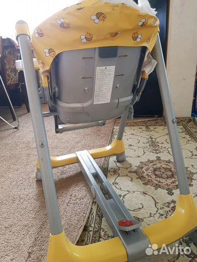 Стул для кормления