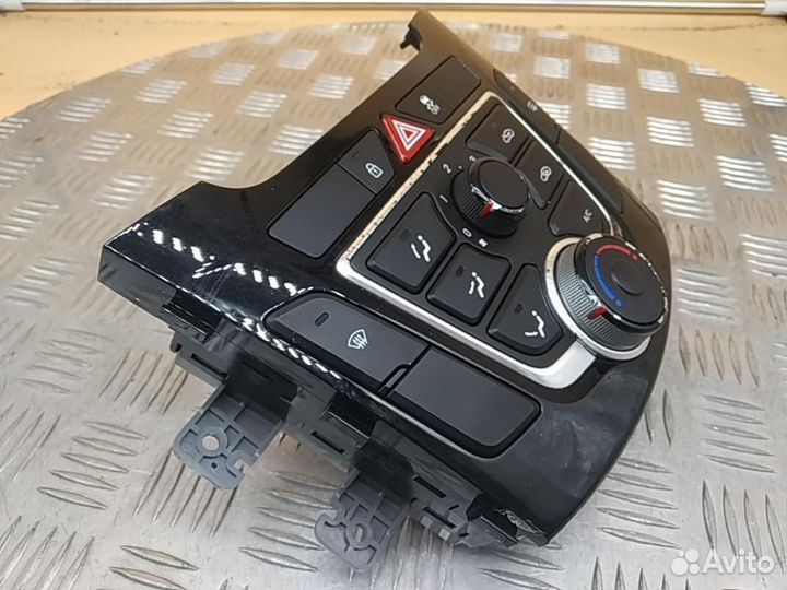 Блок управления печкой Hyundai i30