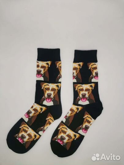 Очень много Носков с разными принтами