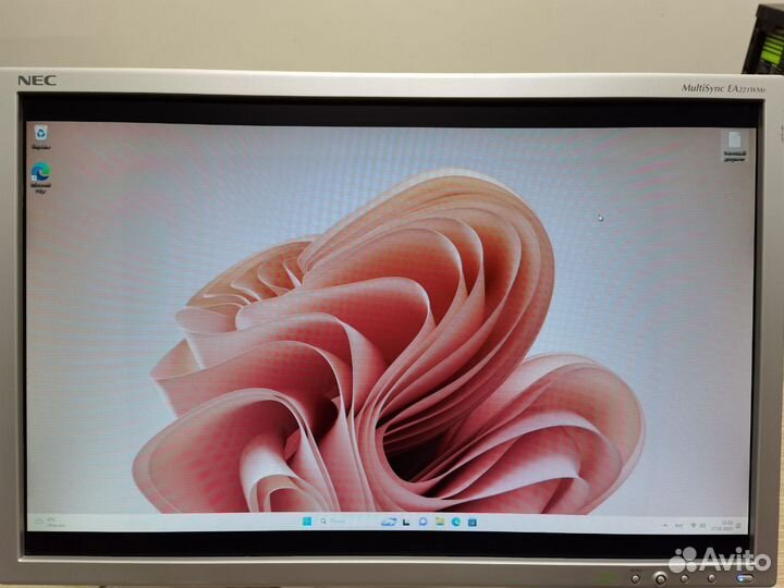 Монитор 22 дюйма DVI-D VGA