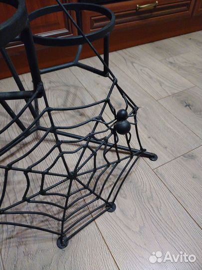 Подставка для цветов