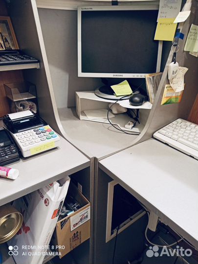 Угловая стойка ресепшн