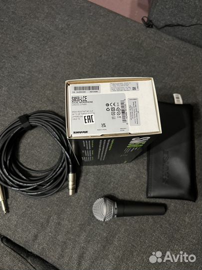 Микрофон Shure sm58