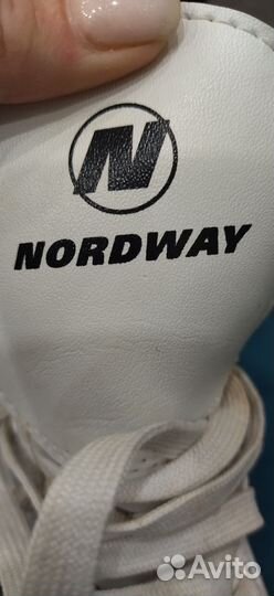 Коньки детские, размер 28