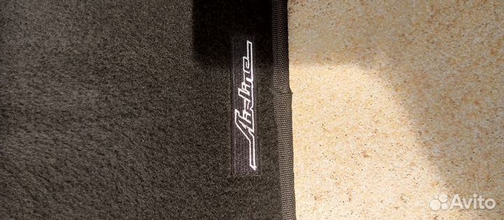 Автомобильные коврики