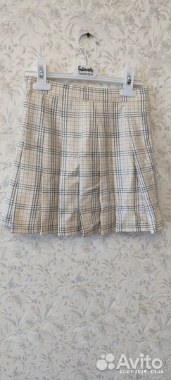 Школьная юбка, новая