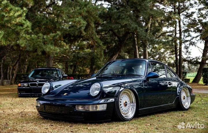 Рисунок Porsche 964