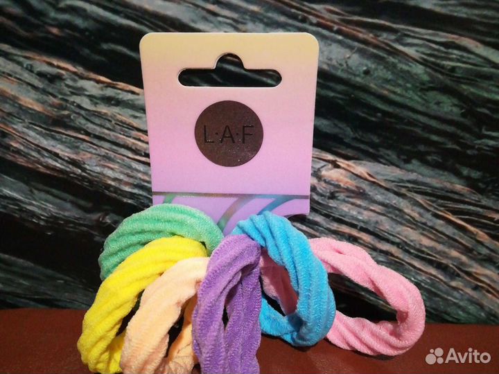 Резинки и крабы для волос