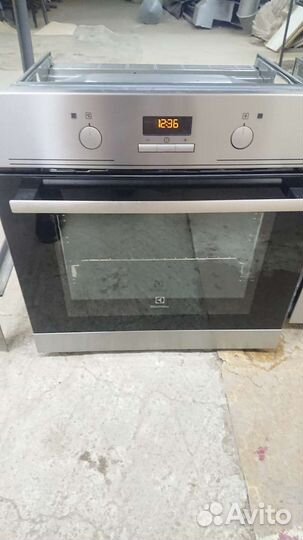 Духовой электролюкс