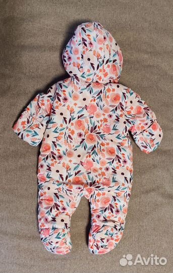 Комбинезон демисезонный 62 (на выписку)