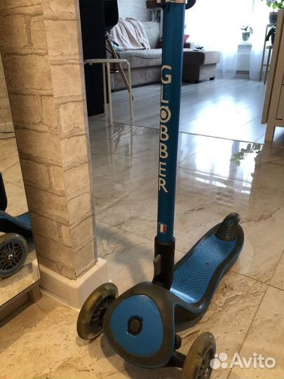 Самокат трехколесный globber