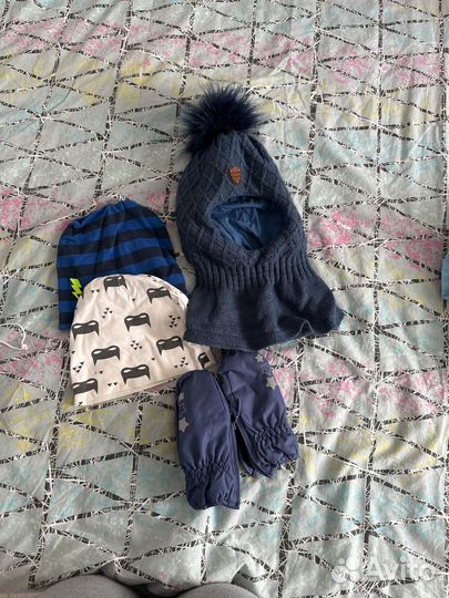 Шапка и краги (все на фото продается вместе )