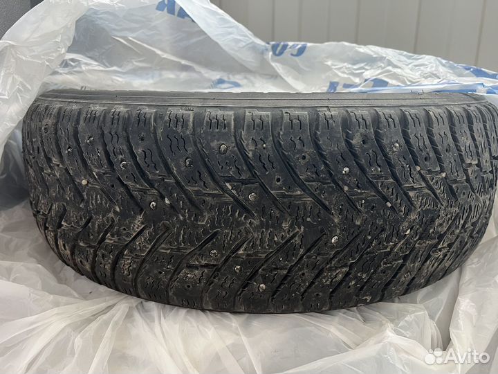 Nokian Tyres Hakkapeliitta 8 185/65 R15 92