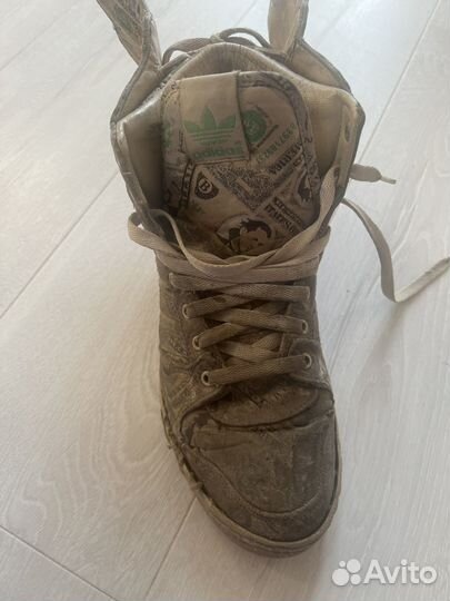 Adidas jeremy scott wings 2.0 money