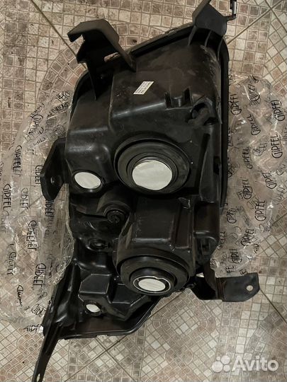 Фара левая и правая Honda Pilot 2006-2008 новая